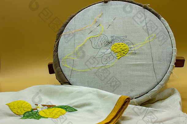那不勒斯意大利4月缝纫工具包针线程框架可见帆布柠檬绣花结束会