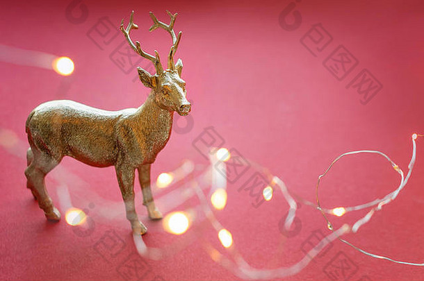 圣诞节驯鹿圣诞节灯装饰美丽的金驯鹿玩具圣诞老人助手装饰圣诞节树小玩意一年