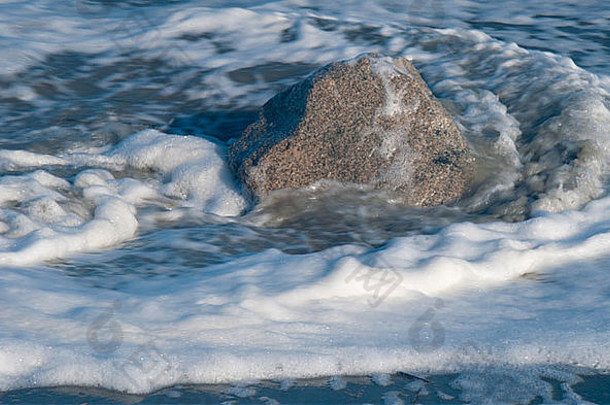 岩石冲浪