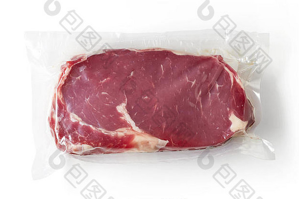 真空密封新鲜的牛肉牛排下面请参阅烹饪孤立的白色背景前视图