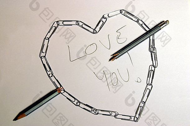 心使纸剪辑消息爱破碎的铅笔标志着箭头