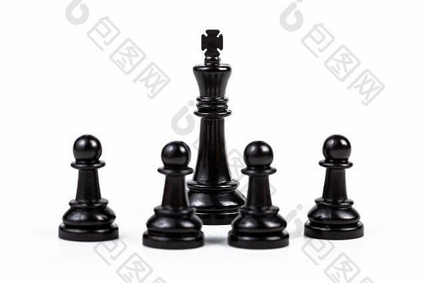 黑色的王国际象棋一块包围棋子人集团聚集统治者老板领袖老师权威影响人群控制