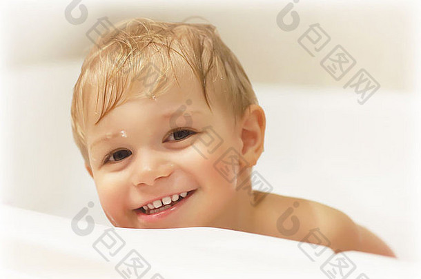 <strong>图片可爱</strong>的婴儿男孩采取浴快乐童年蔡尔兹卫生健康的可爱的孩子甜蜜的婴儿浴室