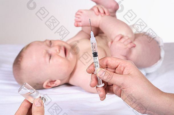 婴儿免疫接种