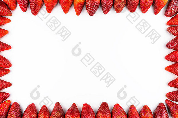 框架使新鲜的草莓前视图平躺孤立的白色背景复制空间中间