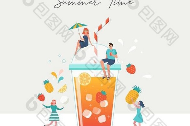 夏天场景集团人家庭朋友有趣的巨大的玻璃汁水果奶昔冲浪游泳池喝