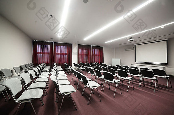欧洲风格大宽敞的会议房间