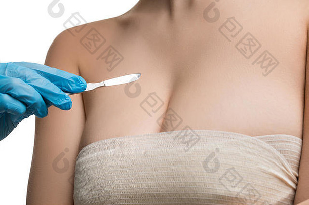 女孩乳房缠着绷带医疗检查