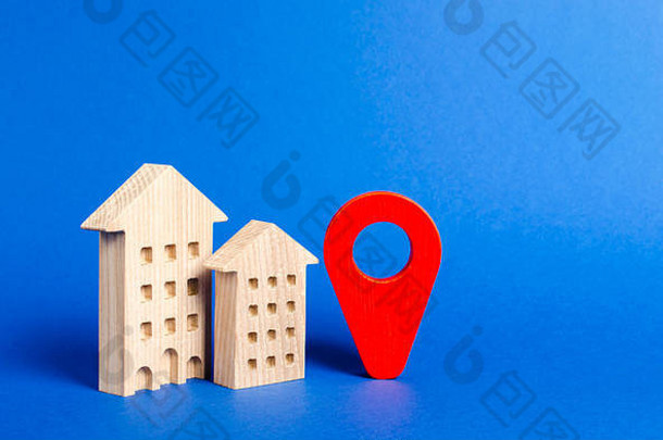 住宅房子红色的导航指针销位置住宅建筑工作城市取向检查位置apartme