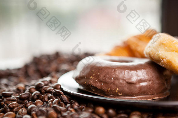 咖啡豆子甜甜圈杯咖啡