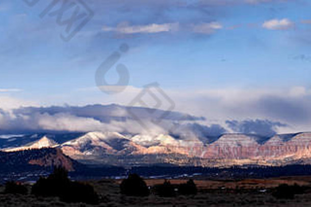 驼峰雪风暴布莱斯峡谷犹他州美国