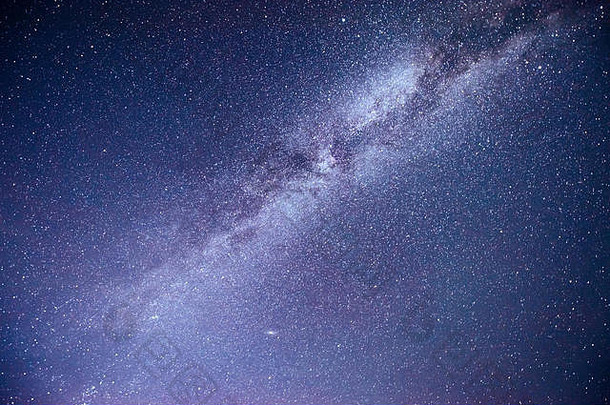 充满活力的晚上天空星星星云星系深天空天文照片
