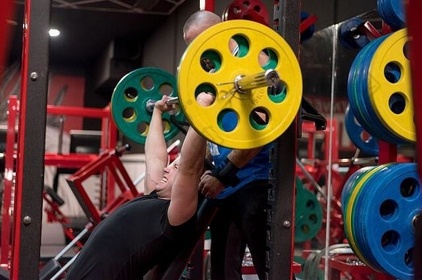 健身动机健美运动员火车健身房健身硬核
