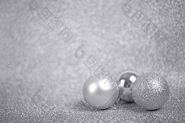 银圣诞节球闪亮的闪闪发光的背景特写镜头