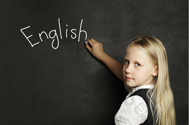 孩子女孩学习英语学校教室黑板上背景
