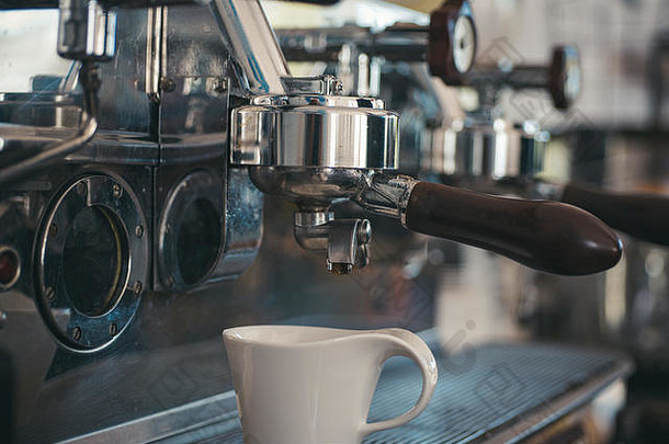 使酿造时间西装例程不锈钢钢咖啡机咖啡壶咖啡杯小杯服务咖啡表示饮料酝酿咖啡商业咖啡馆
