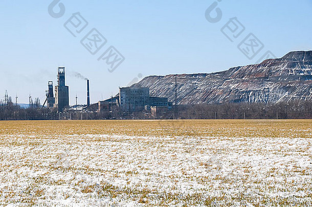人工人为造成的岩石煤炭我的乌克兰冬天场前景