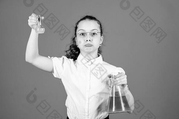 童年教养知识信息试验位小孩子研究教育概念化学有趣的基本知识知识一天女学生化学液体