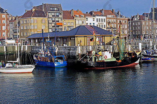 视图钓鱼港口弗兰德斯比利时