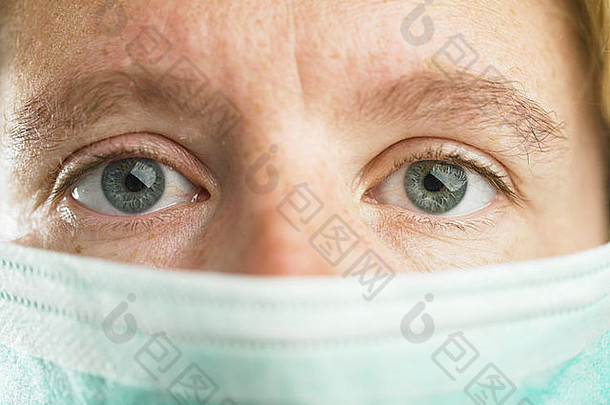 关闭健康工人穿面具停止传播感染
