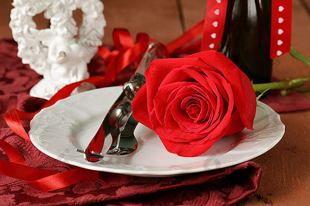 浪漫的表格设置玫瑰假期情人节
