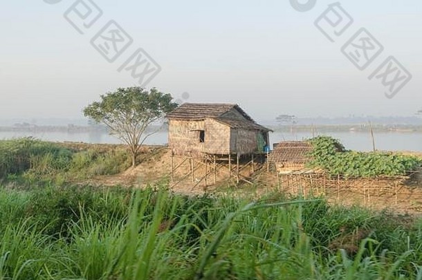 可怜的小屋早....光缅甸缅甸