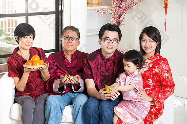 亚洲家庭庆祝中国人一年