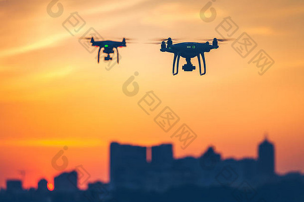 现代远程控制空气drones飞行动相机