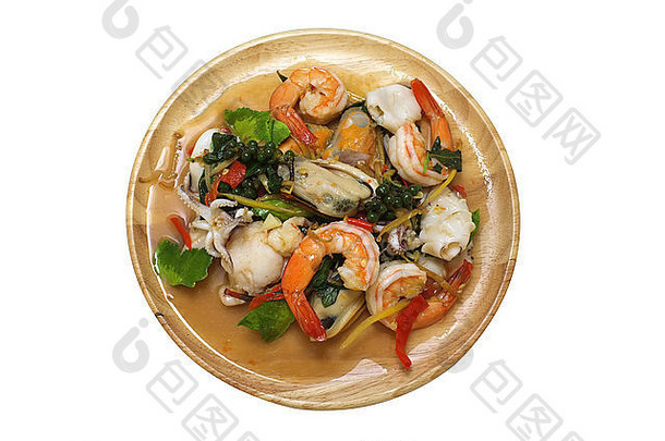 搅拌炸辣的海鲜混合草本植物泰国食物