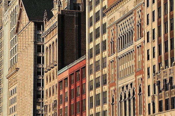 多种多样的外墙芝加哥的著名的密歇根大道体系结构吸收早期光一天建筑芝加哥伊利诺斯州美国