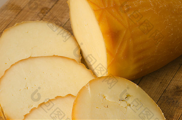 传统的羊奶酪奥斯西佩克木背景