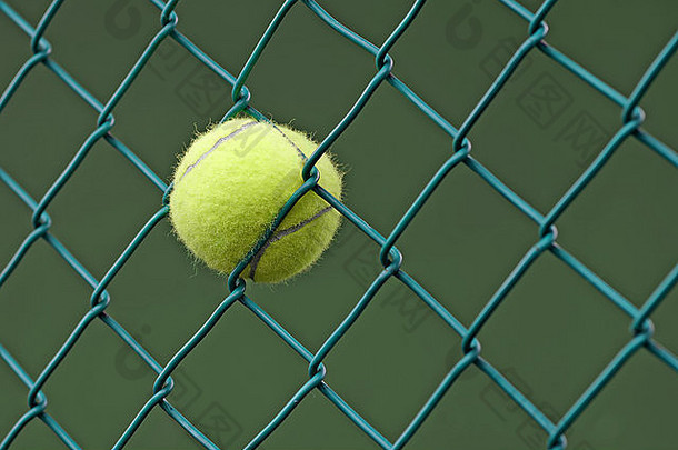 网球球绿色chainlink法院